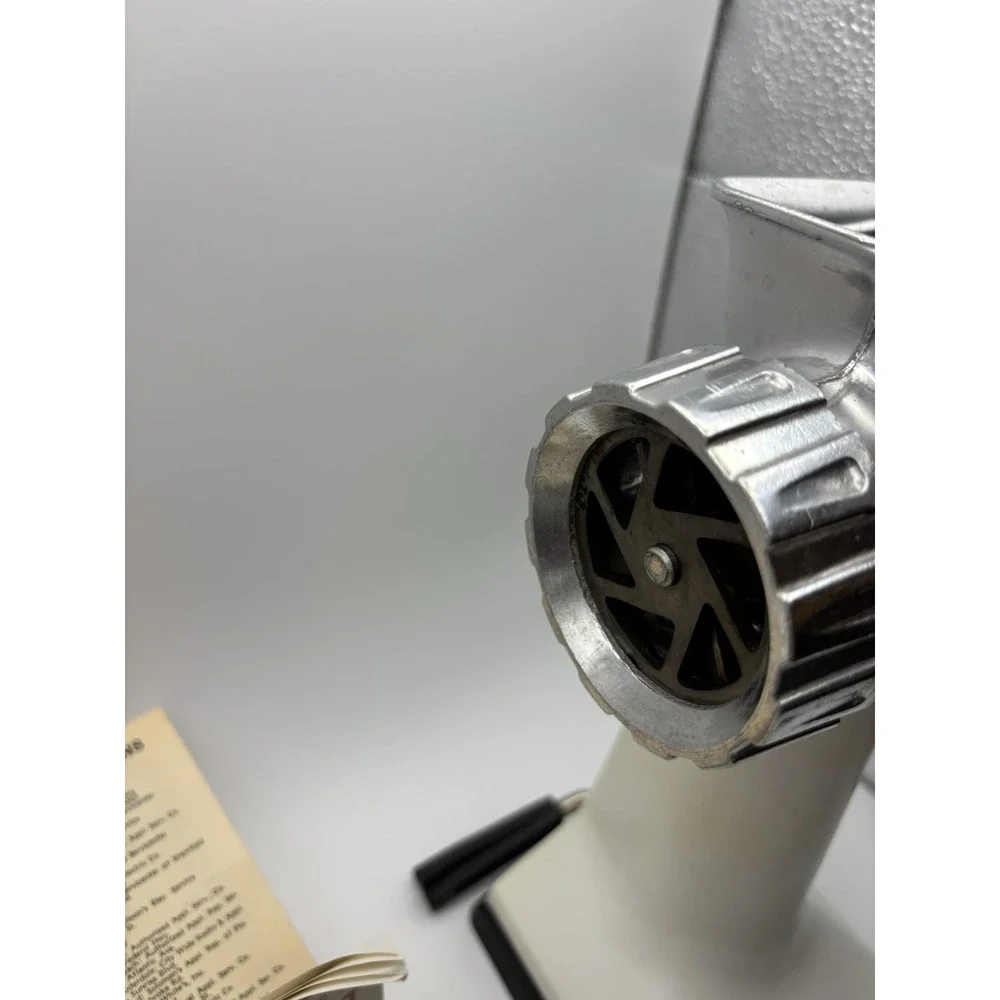 Rival Grind-o-Mat 303 VTG Meat‎ Grinder Food Chopper Grind-O-Matic White In Box
